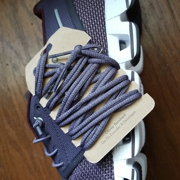 🆕️On cloud running shoes NWB - Picture 12 of 12